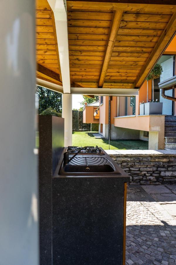 B&B Arcobaleno Longone al Segrino Exterior photo