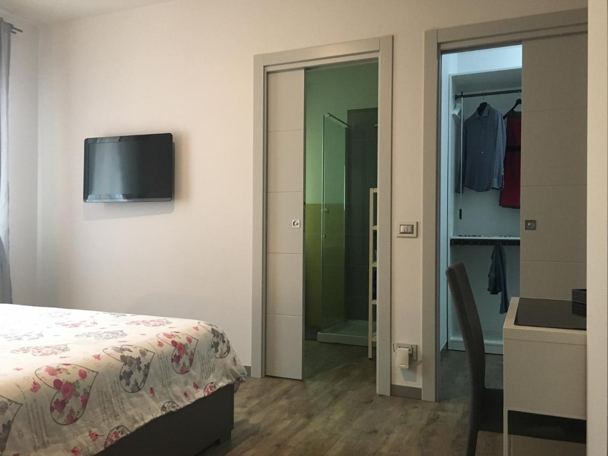 B&B Arcobaleno Longone al Segrino Exterior photo