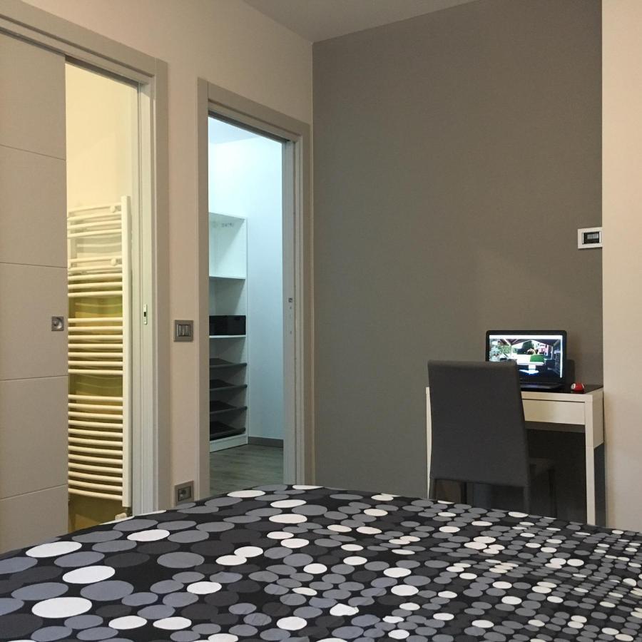 B&B Arcobaleno Longone al Segrino Exterior photo