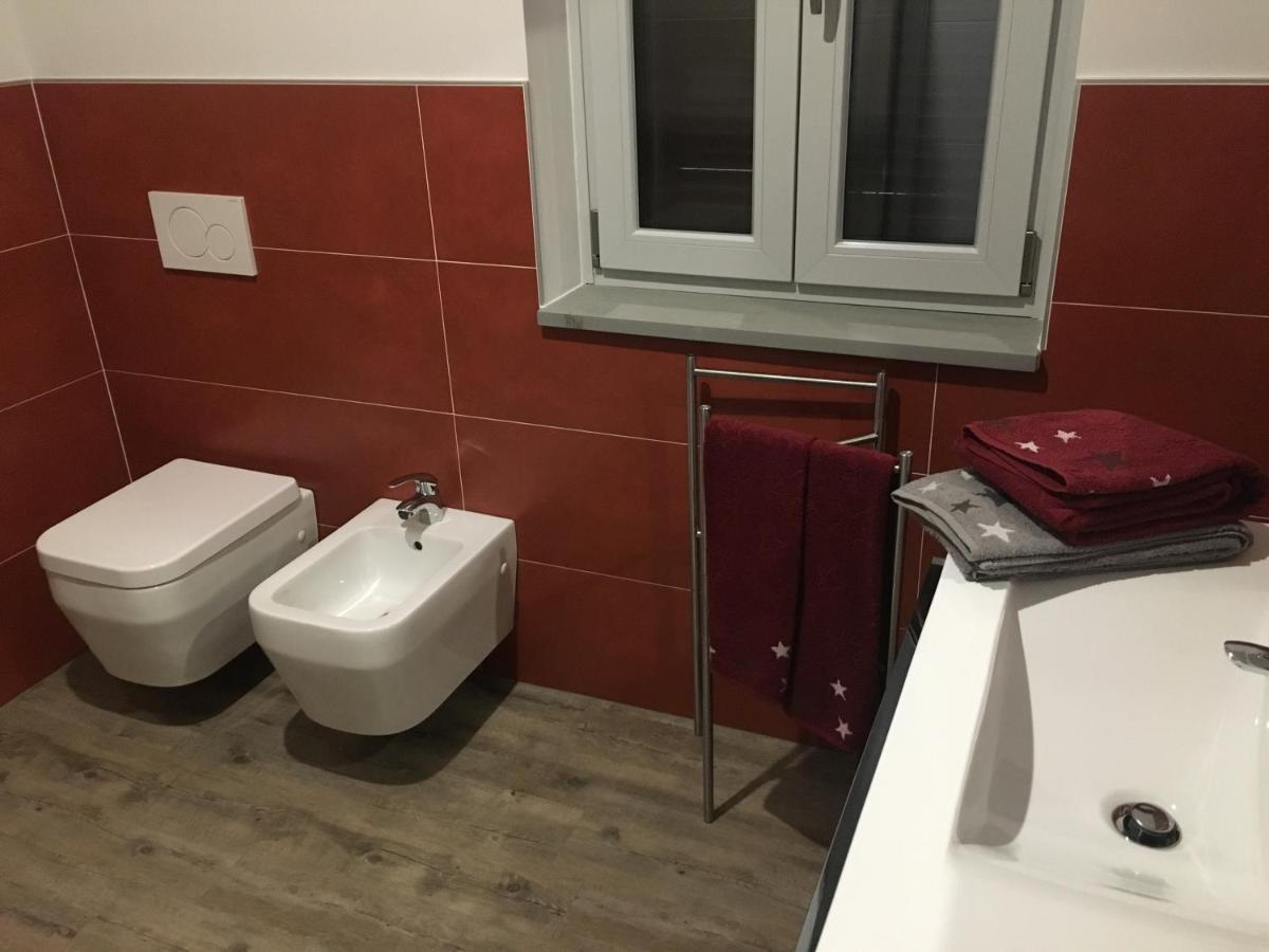 B&B Arcobaleno Longone al Segrino Exterior photo